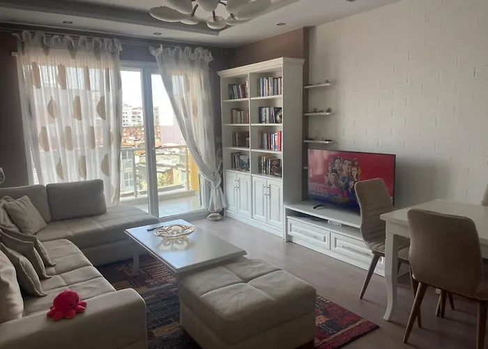 Anna's 2 Apartment Tirana